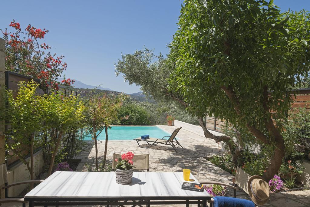 Istron Maisonettes With Private Pool Exteriör bild